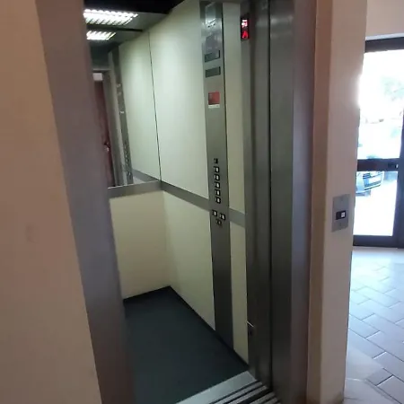 아파트 Apartment, Pool And Sea View *