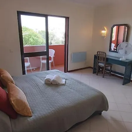 Apartment, Pool And Sea View Albufeira