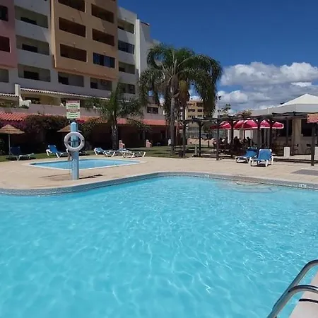 Apartmán Apartment, Pool And Sea View